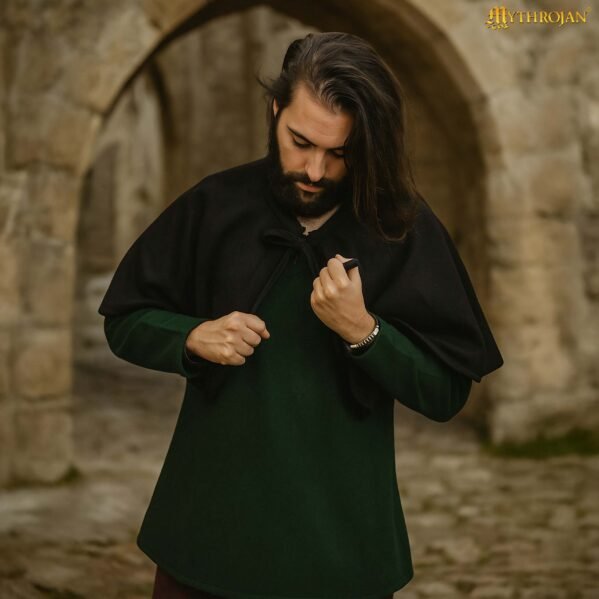 Medieval Woolen Pelerine - Image 5